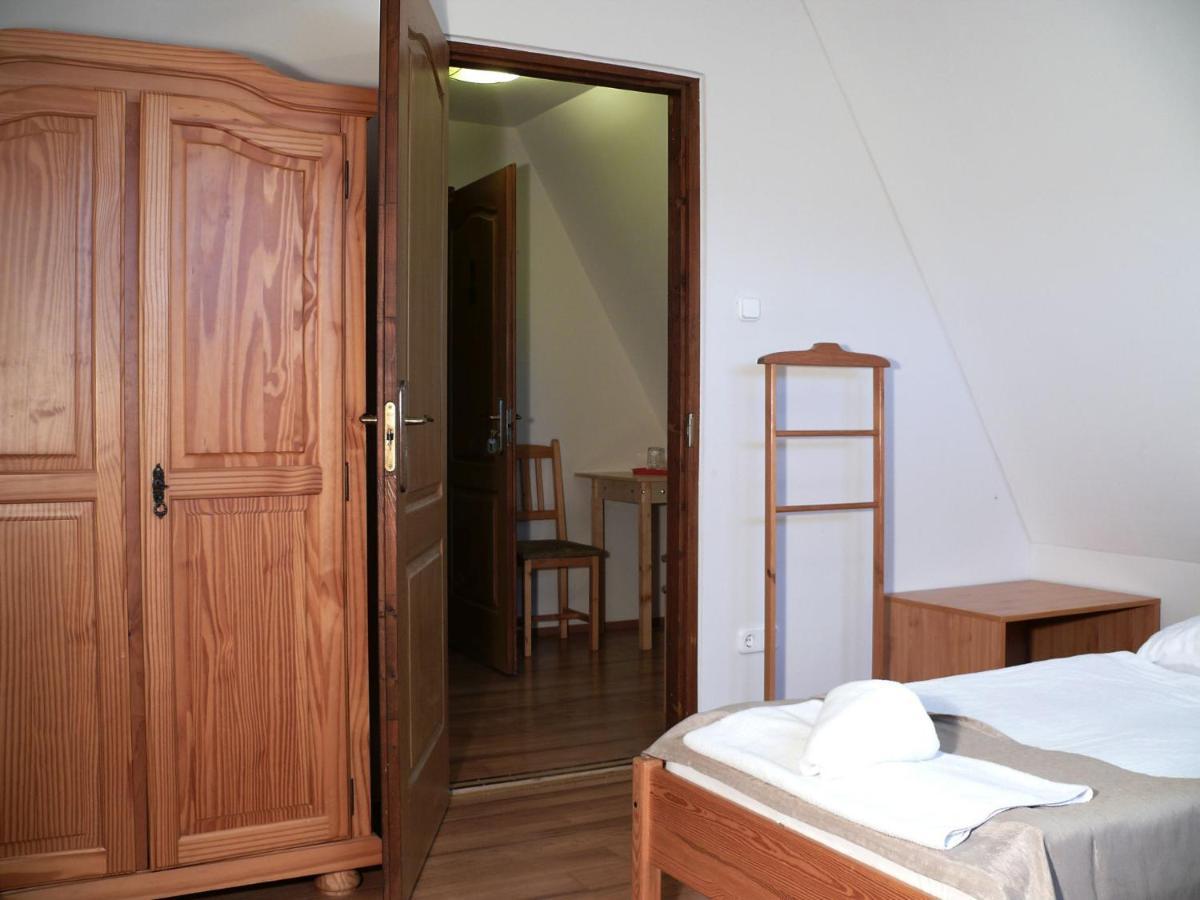 Bed and Breakfast Kadarta Vendeglo Panzio Veszprém Exterior foto